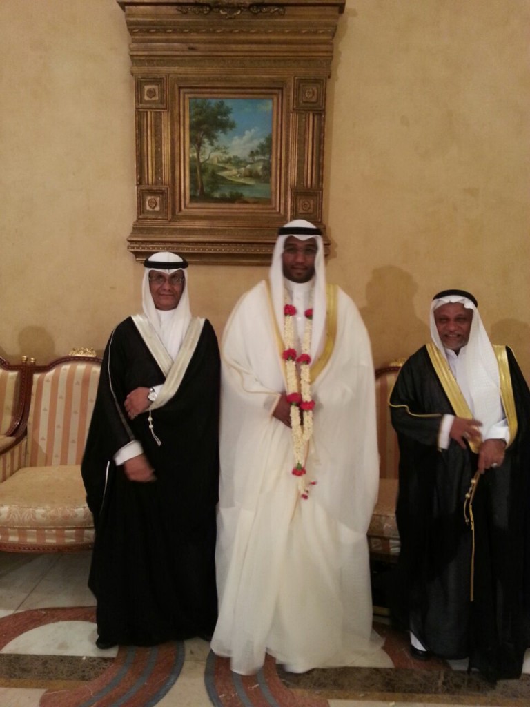 الشاب ماجد باوزير يحتفل بزواجه على ابنه الشيخ عمر العمودي