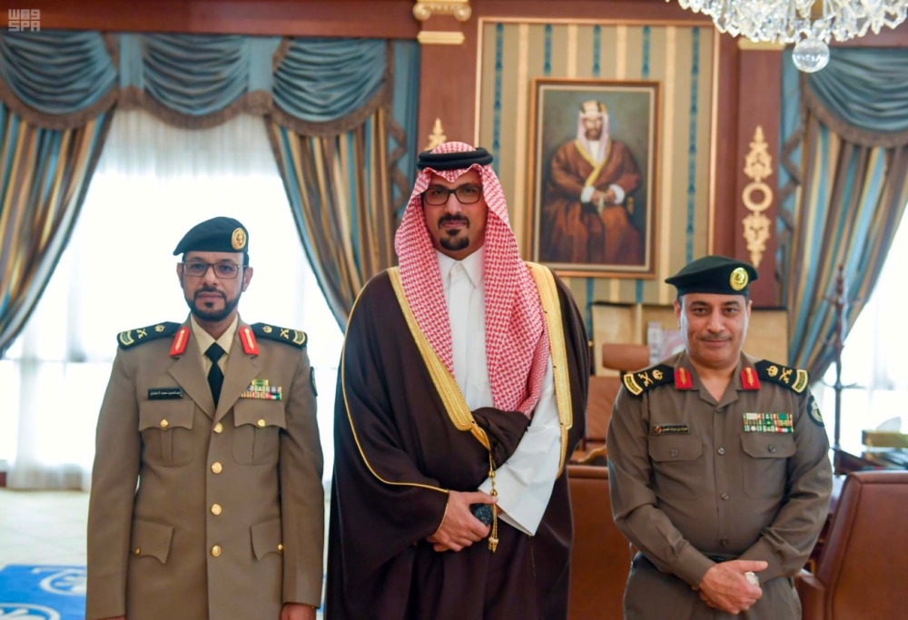 المدينة المنورة : سعود بن خالد يقلد نائب مدير الشرطة رتبته الجديدة